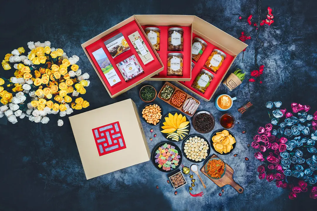 Bánh Mứt Đặc Sản: Quà Biếu Tết Ý Nghĩa, Sang Trọng